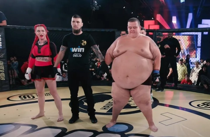 Bizarný MMA zápas: Ruska zmlátila o 176 kíl ťažšieho chlapa